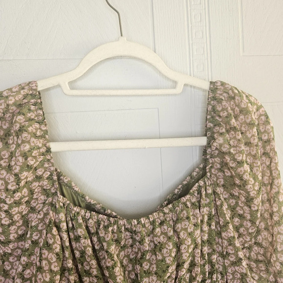 Trixxi Green Floral Puff Sleeve Tiered Smocked Mini Dress Cottagecore M EUC - Picture 4 of 13